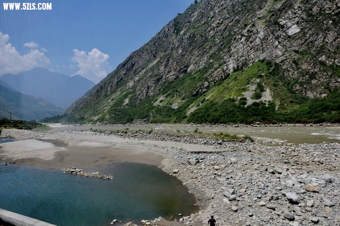 DSC_0125-1.jpg