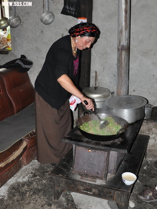 DSC_0245-1.jpg