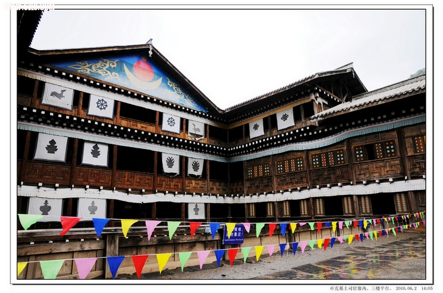 Ƭ 318.jpg