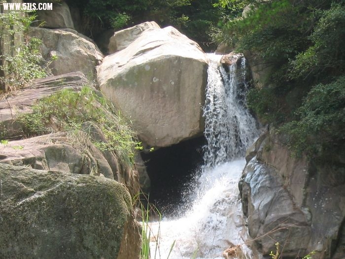 Ƭ 051.jpg