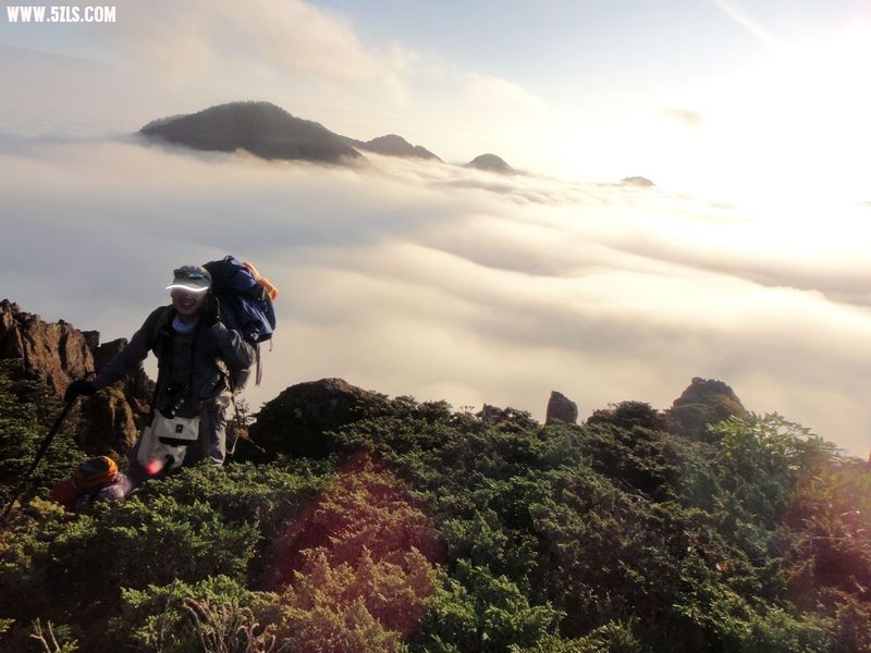 美丽的云海，还有点晚