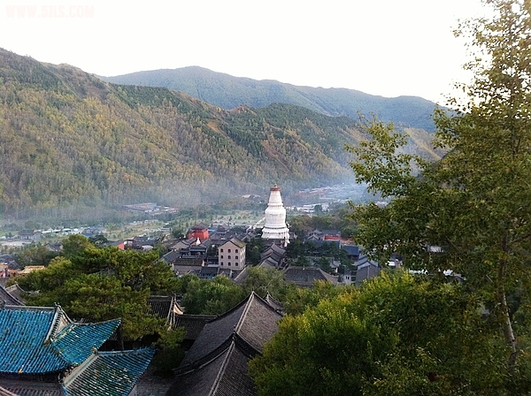 Ƭ 090.jpg