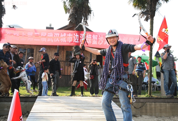 Ƭ 1206.jpg