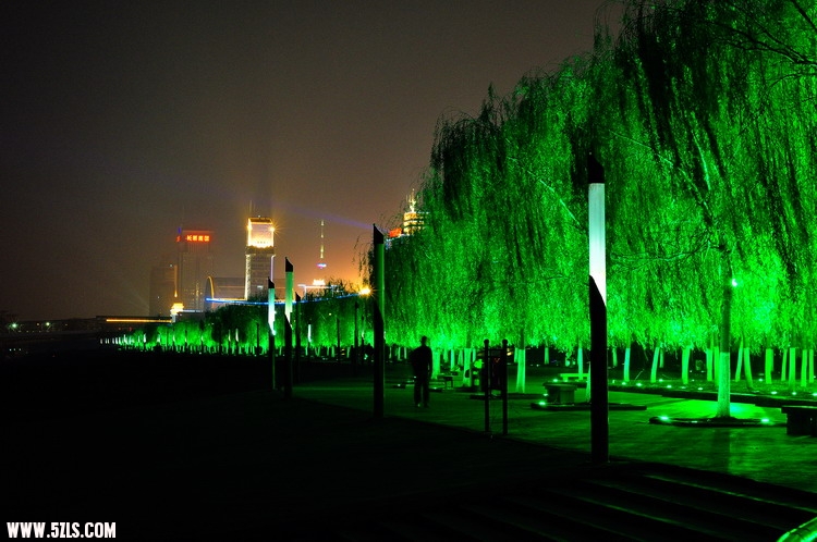 Ƭ 044.jpg