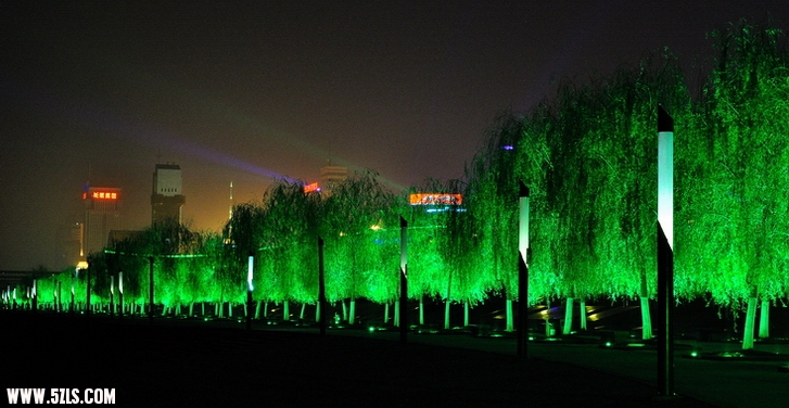 Ƭ 049.jpg