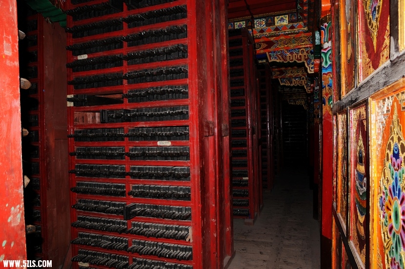 Ƭ 1214.jpg