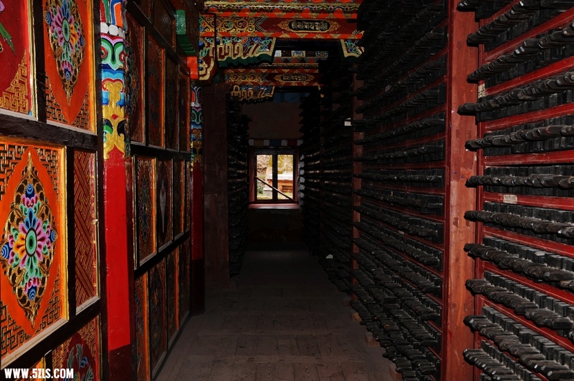 Ƭ 1217.jpg