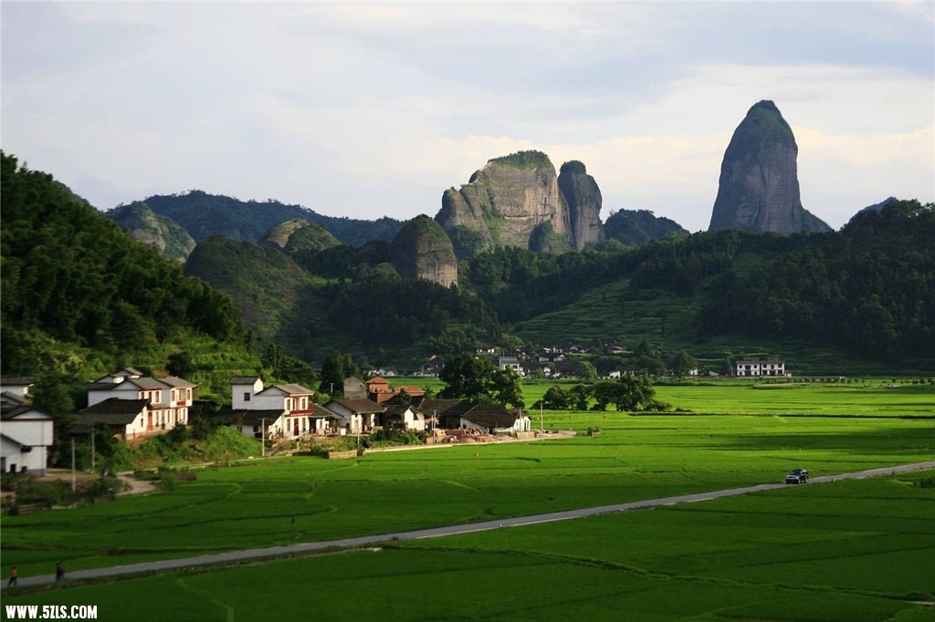 Ї~ɽ.҈@Langshan Chinathe Beautiful Homeland_.jpg