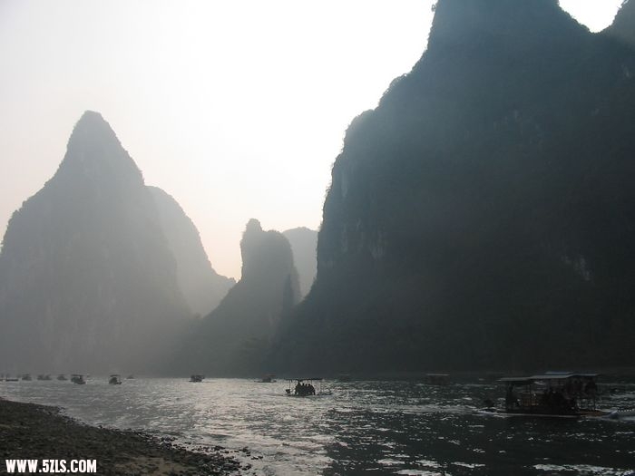 Ƭ 090.jpg