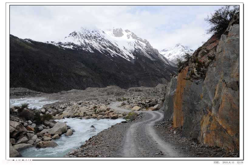 Ƭ 095.jpg