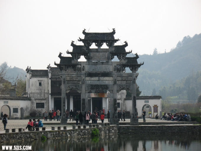 Ƭ 010.jpg
