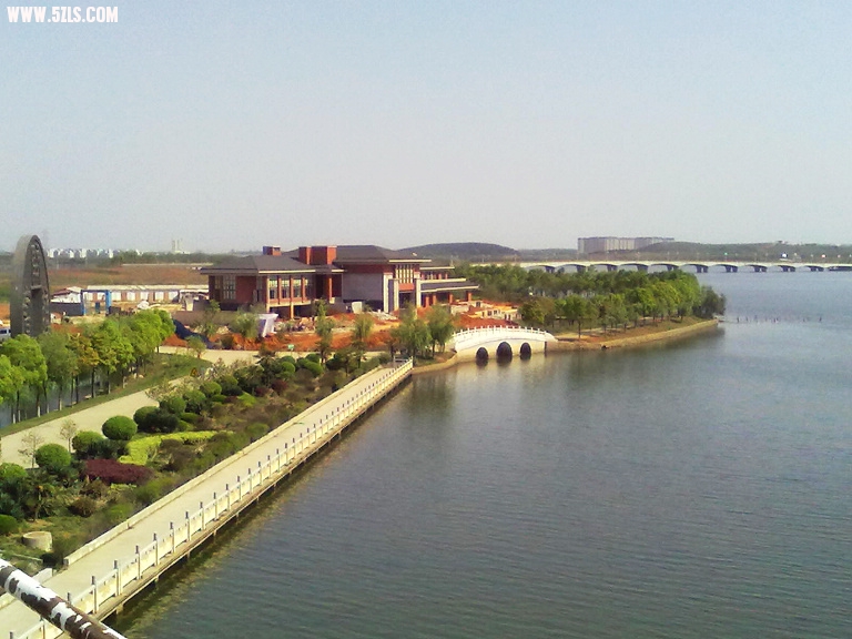 藏龙岛景