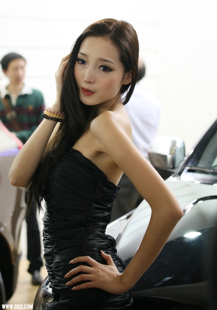Ƭ 738.jpg