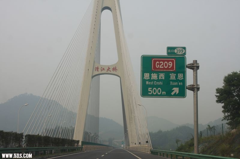 彭.jpg