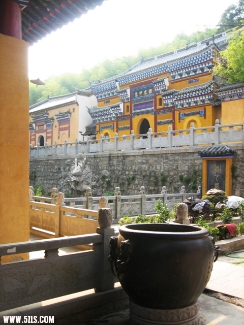 20011 037.jpg