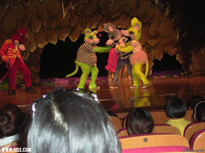 01.jpg