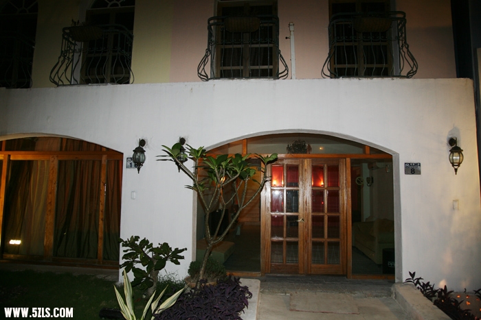 Ƭ 190.jpg