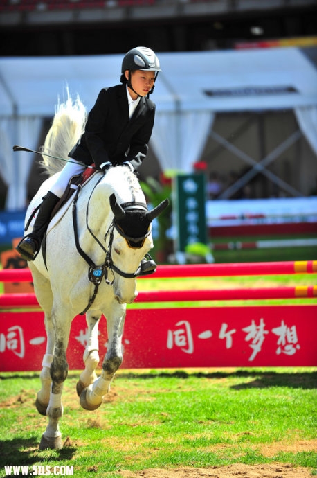 61038d38ta61261438b82&690.jpg