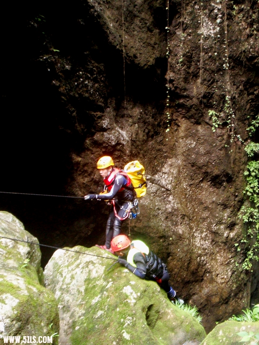 P7160165-1.jpg