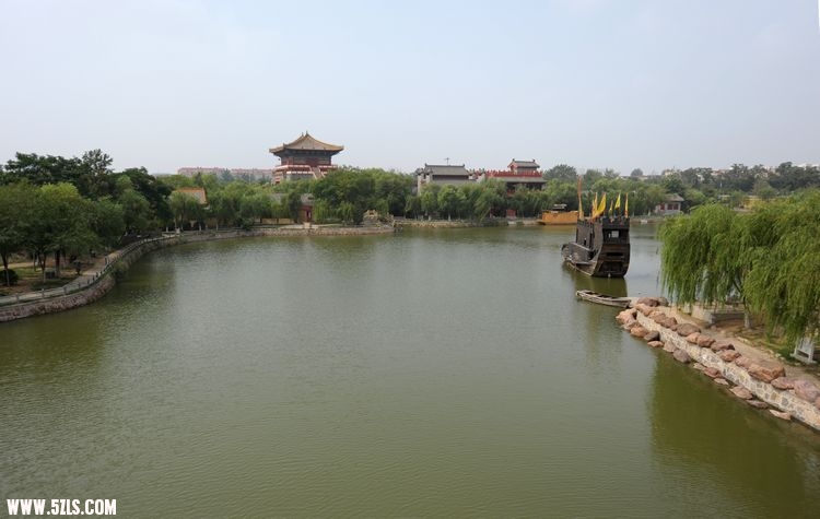  122.jpg