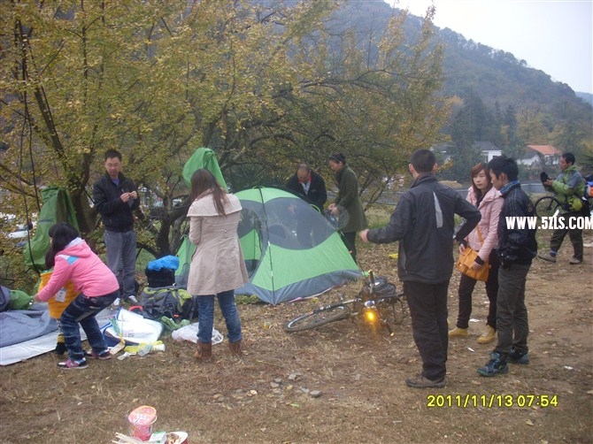 psbCA36NJOF.jpg