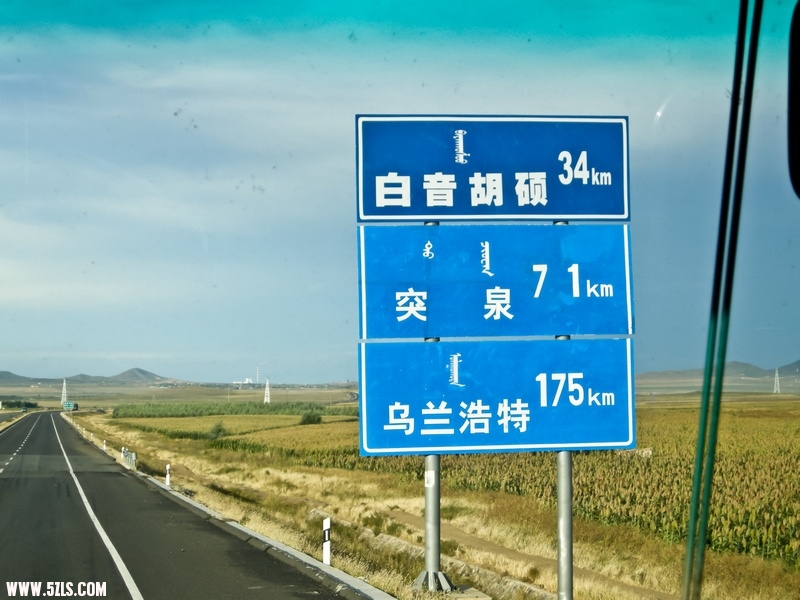 ɶ-244.jpg