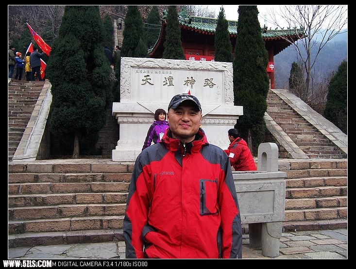 Ƭ 022.jpg