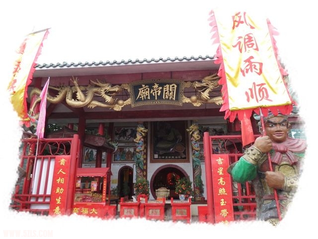 富丽堂皇的石子岗关公