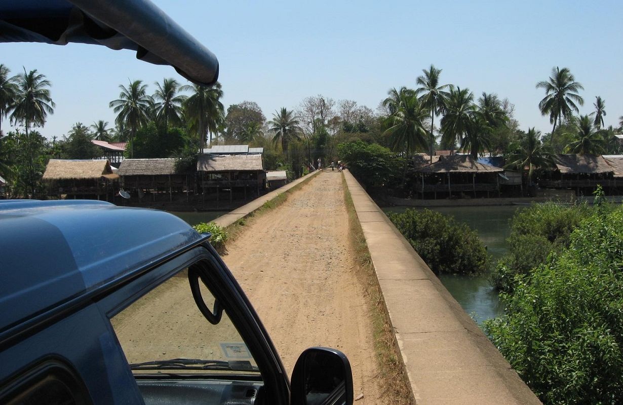 老挝沙湾拿吉四千美岛老法国铁路桥（Old French Railway Bridge