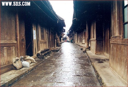 s030139262.jpg