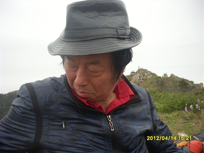 psbCAQ92U03.jpg