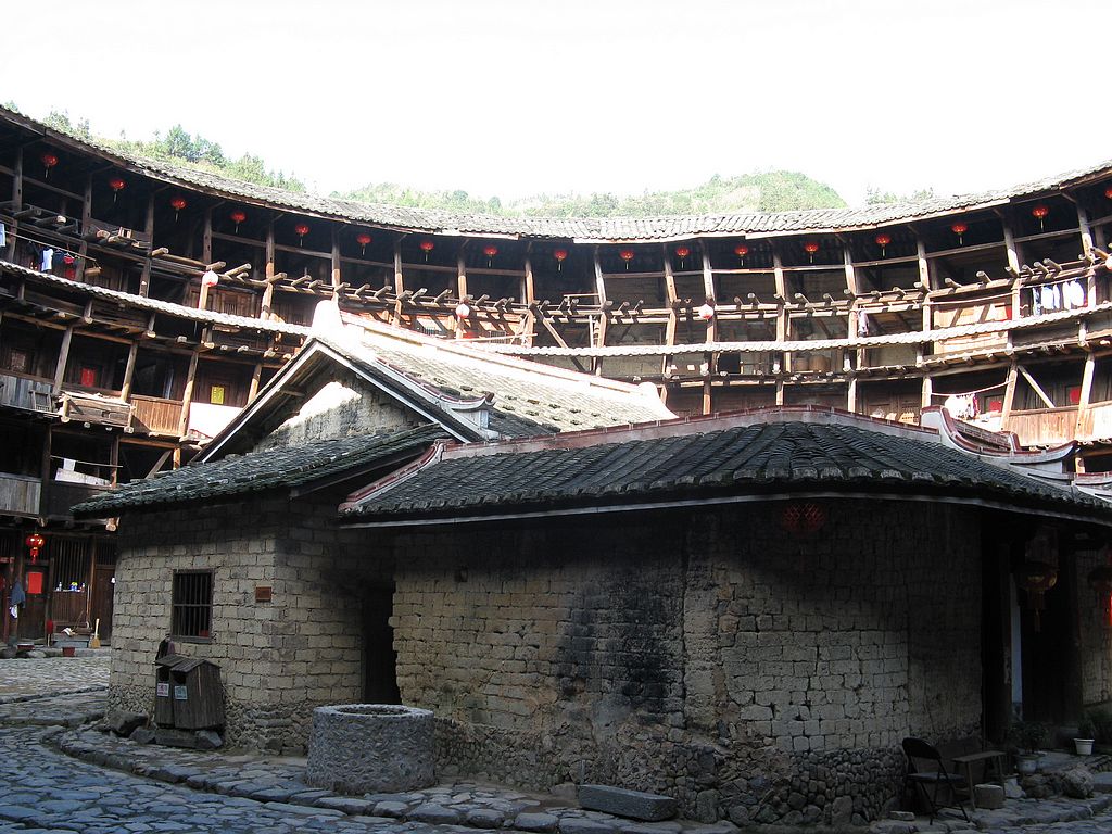 Ƭ 076.jpg